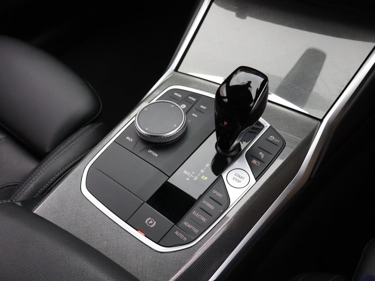 BMW 3 Series 2.0 330e 12kWh M Sport Pro Edition — image 24