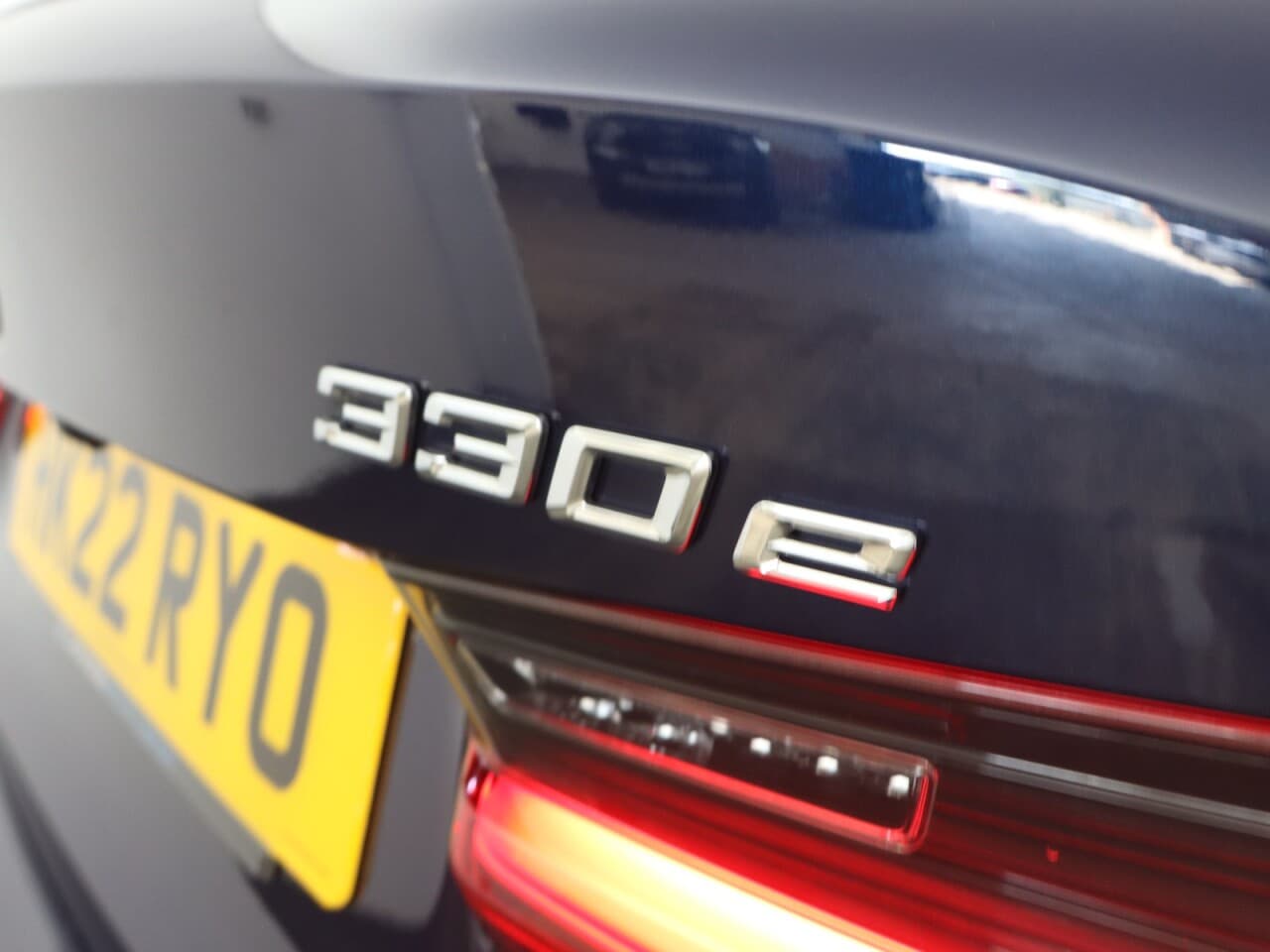 BMW 3 Series 2.0 330e 12kWh M Sport Pro Edition — image 64