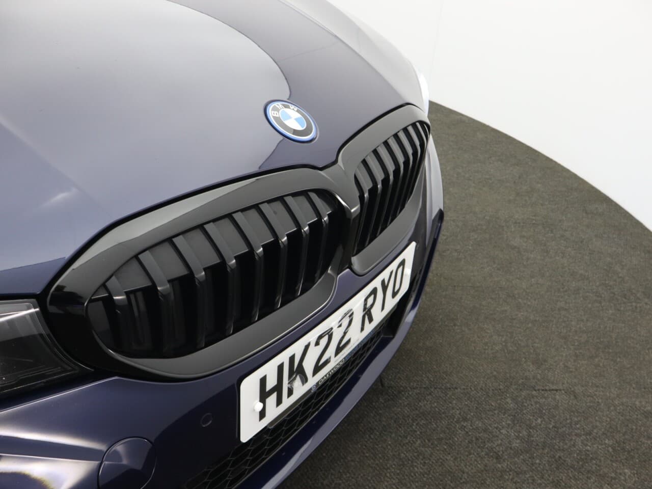 BMW 3 Series 2.0 330e 12kWh M Sport Pro Edition — image 66
