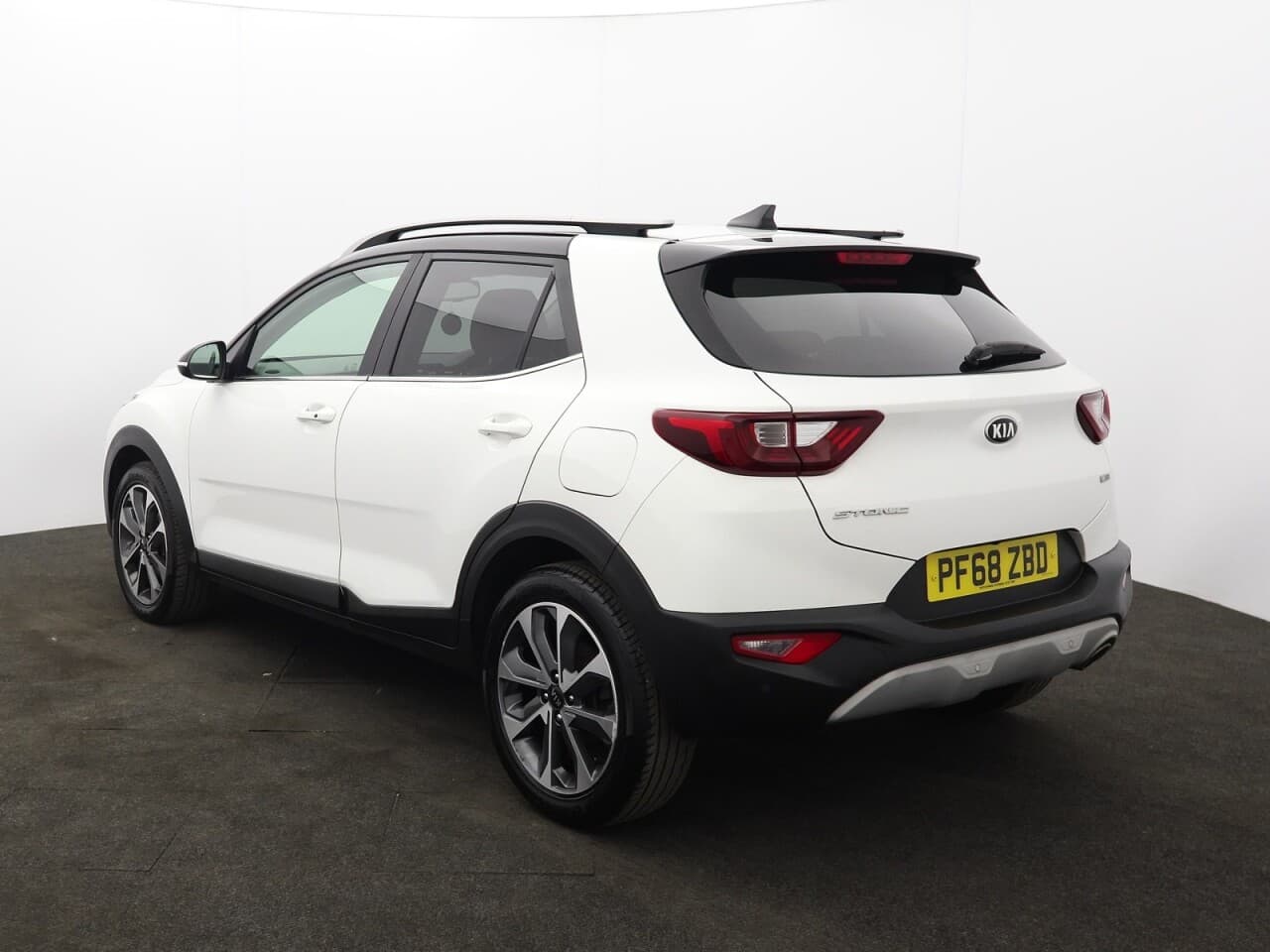 Kia Stonic 1.0 T-GDi 4 — image 8