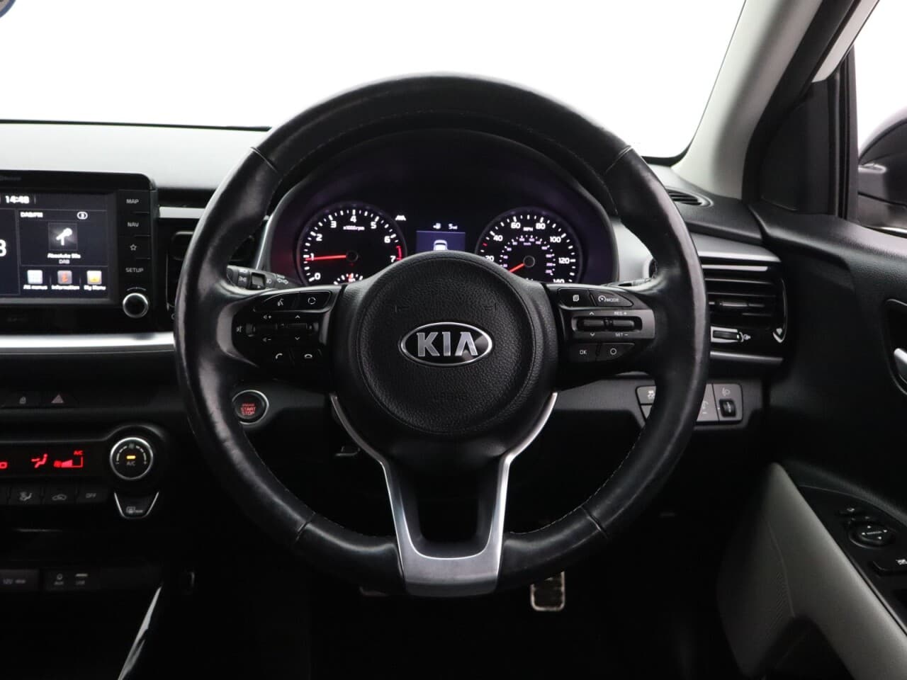Kia Stonic 1.0 T-GDi 4 — image 16