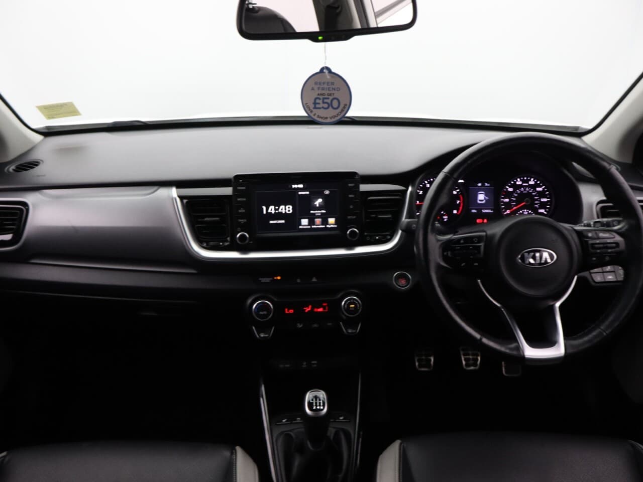 Kia Stonic 1.0 T-GDi 4 — image 12