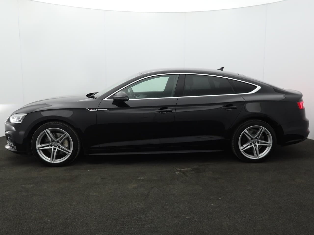 Audi A5 2.0 TDI S line Sportback — image 6