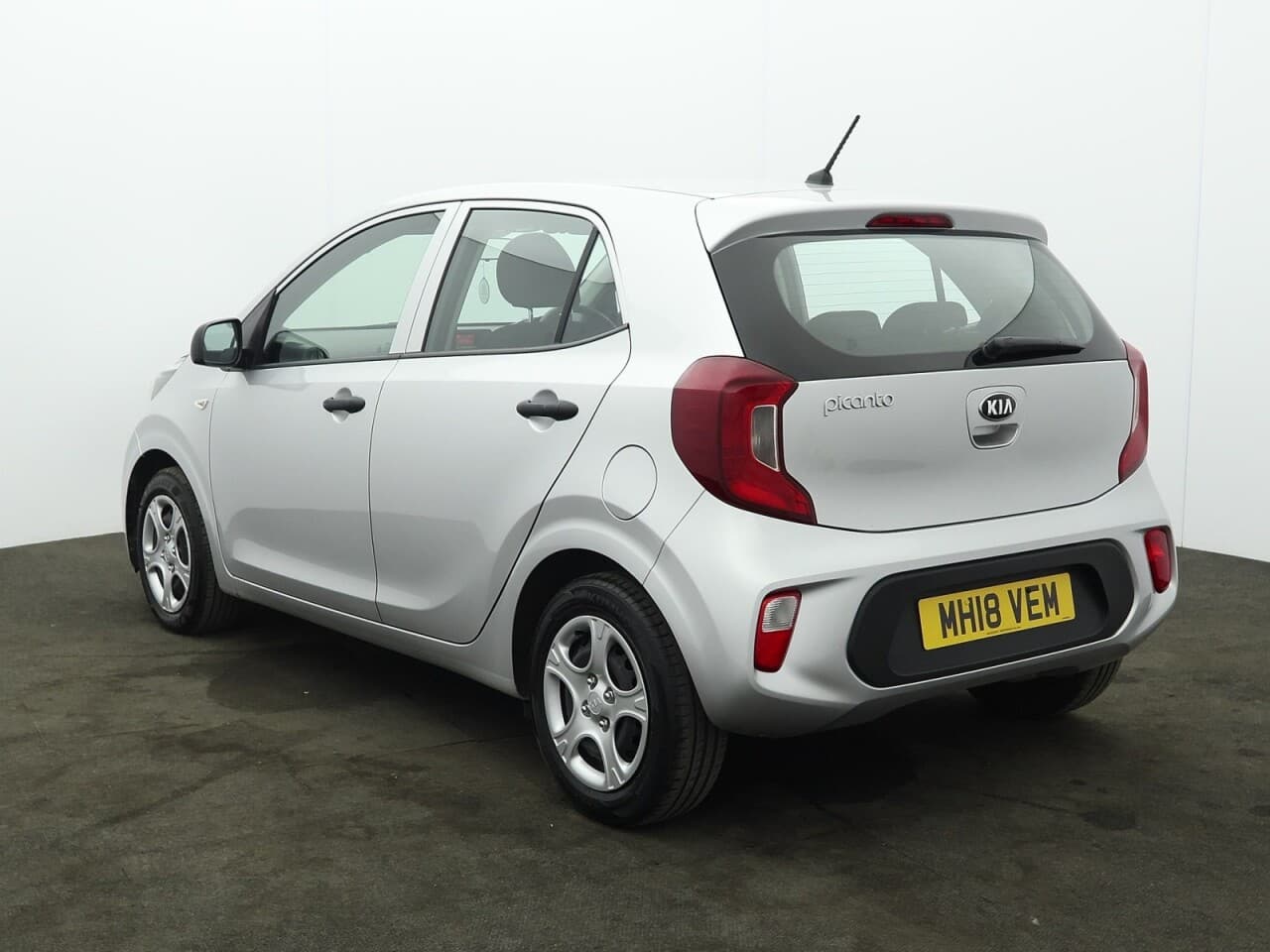Kia Picanto 1.0 1 — image 8