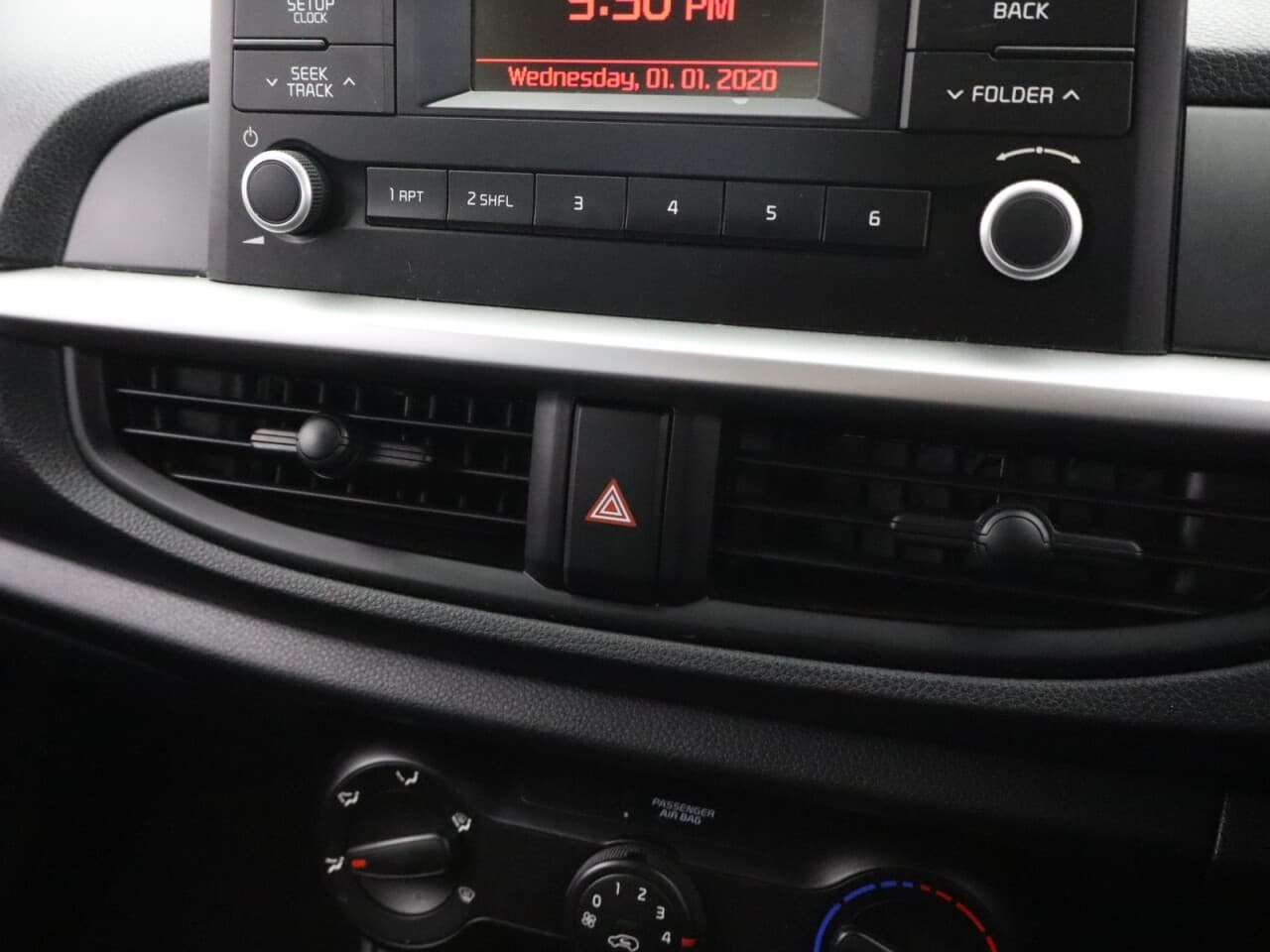 Kia Picanto 1.0 1 — image 28
