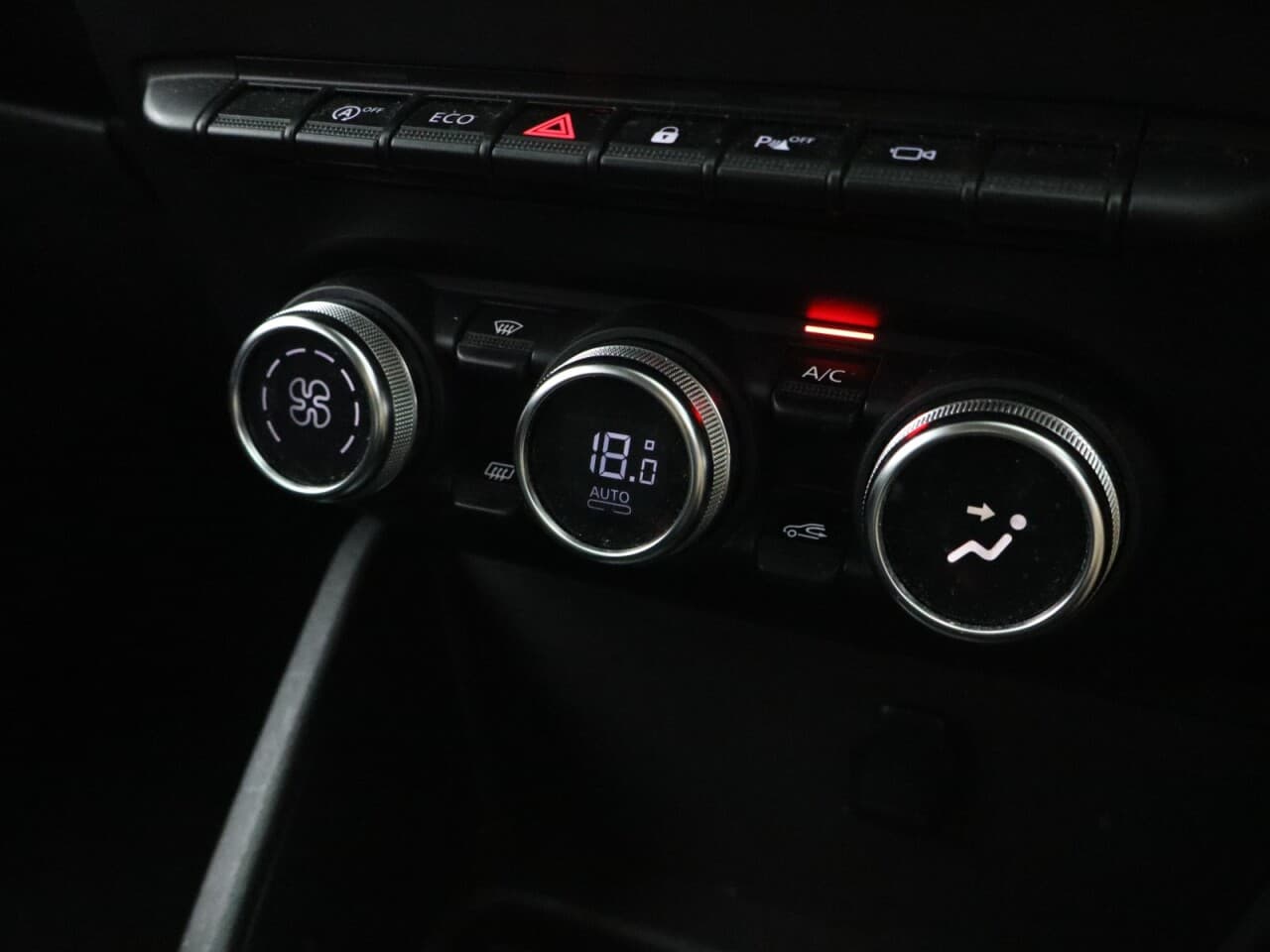 Dacia Duster 1.0 TCe Prestige — image 28