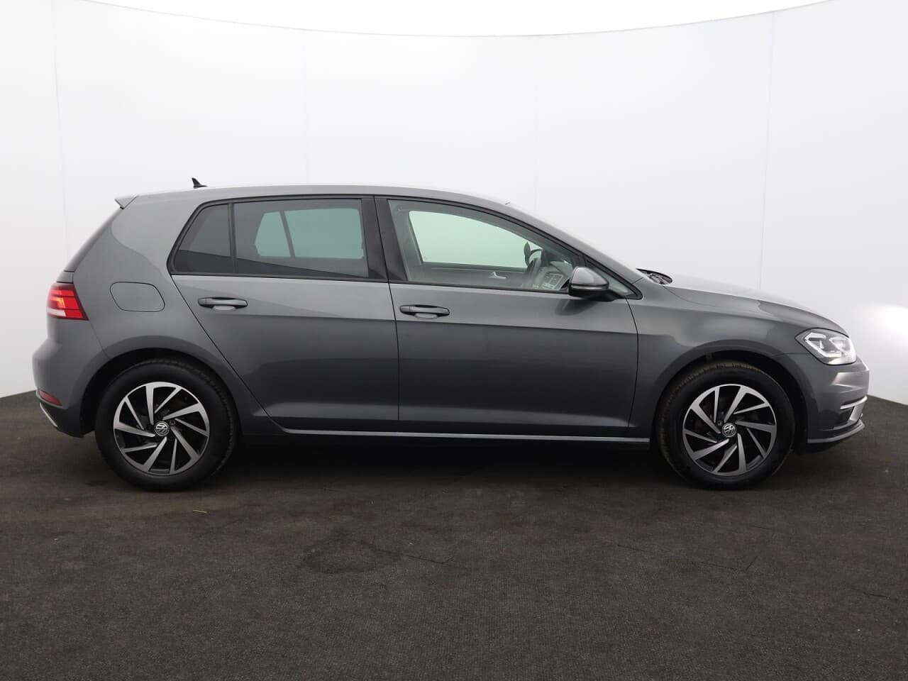 Volkswagen Golf 1.5 TSI EVO Match Edition — image 11