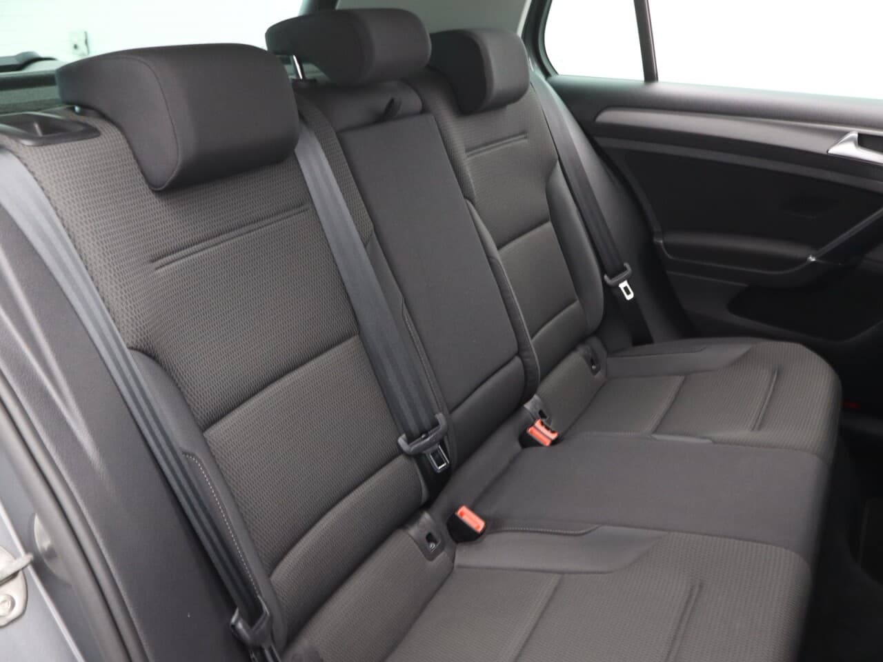 Volkswagen Golf 1.5 TSI EVO Match Edition — image 42
