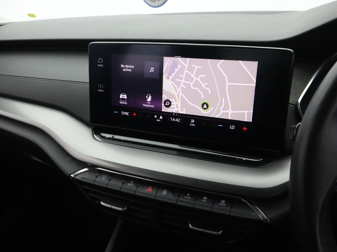 Skoda Octavia 1.0 TSI SE Technology — image 21