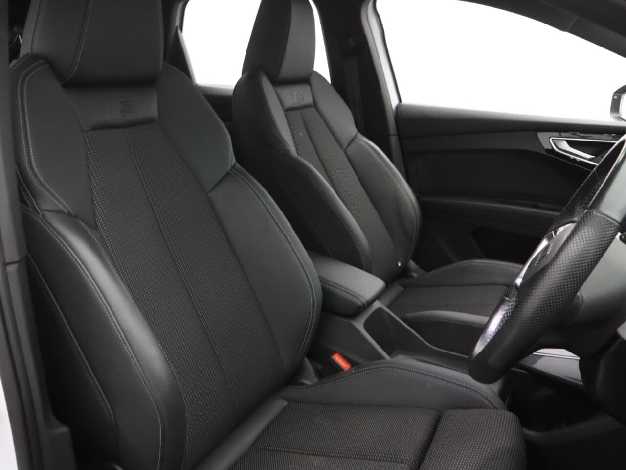Audi Q4 E-Tron 40 S line — image 14