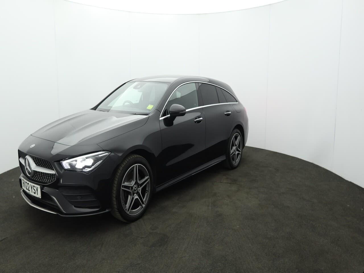 Mercedes-Benz Cla 1.3 CLA250e 15.6kWh AMG Line (Premium) Shooting Brake — image 5