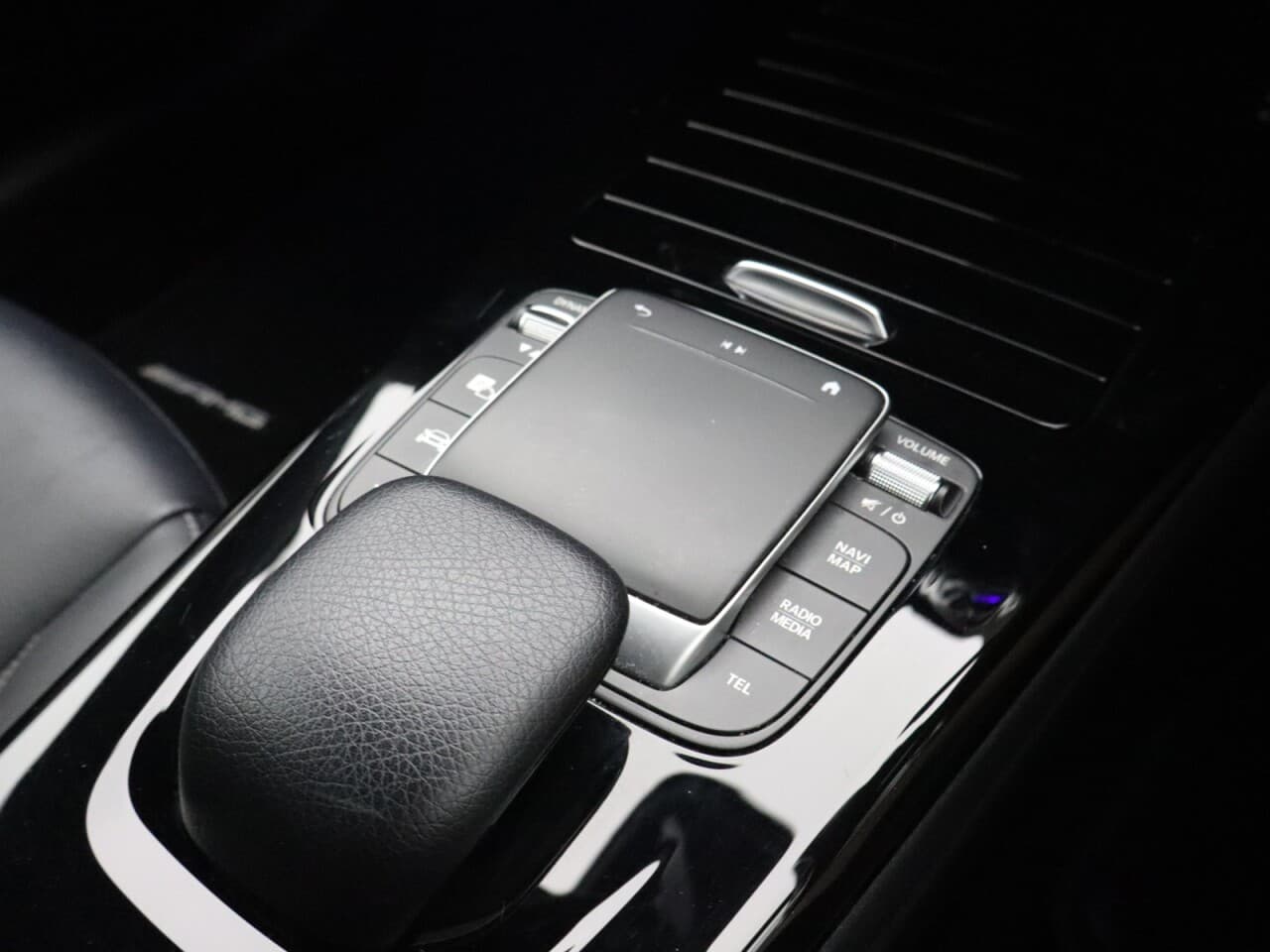 Mercedes-Benz Cla 1.3 CLA250e 15.6kWh AMG Line (Premium) Shooting Brake — image 23