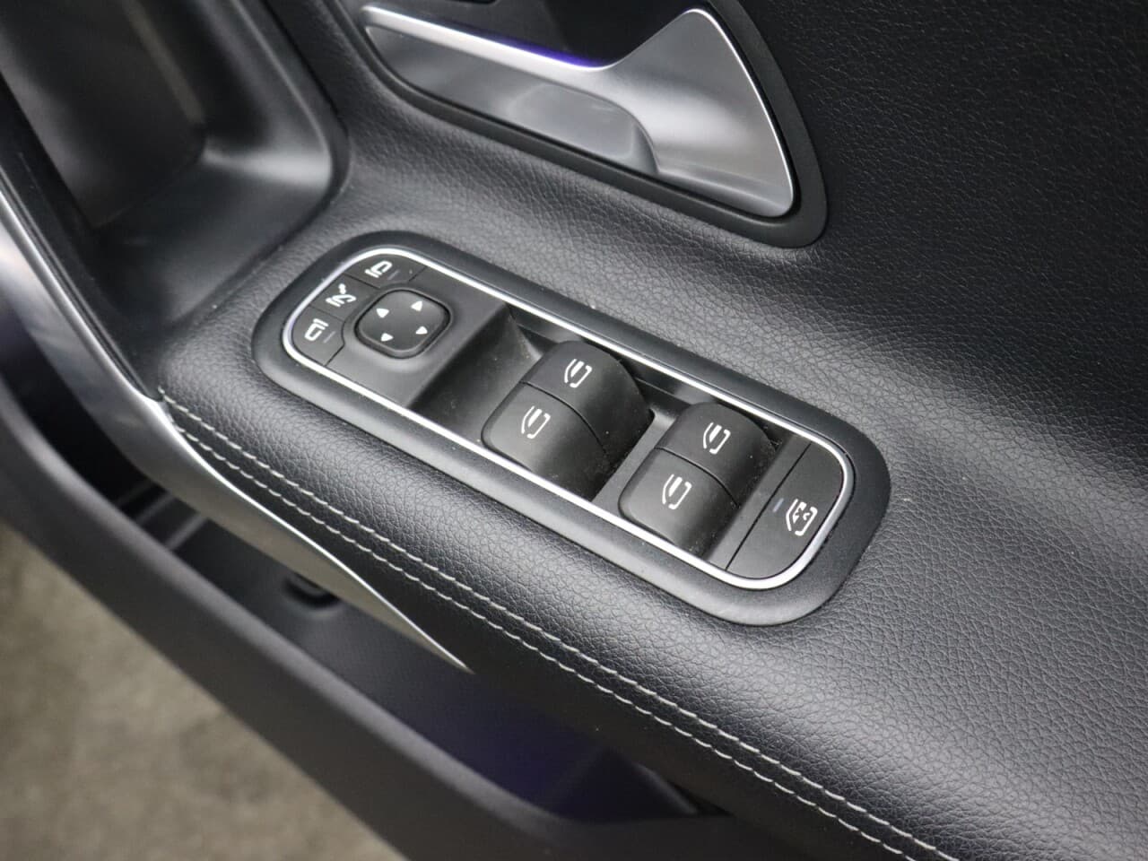 Mercedes-Benz Cla 1.3 CLA250e 15.6kWh AMG Line (Premium) Shooting Brake — image 51