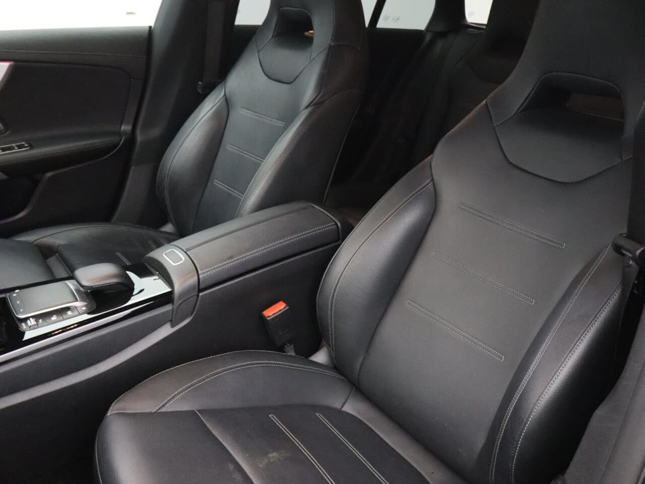 Mercedes-Benz Cla 1.3 CLA250e 15.6kWh AMG Line (Premium) Shooting Brake — image 46
