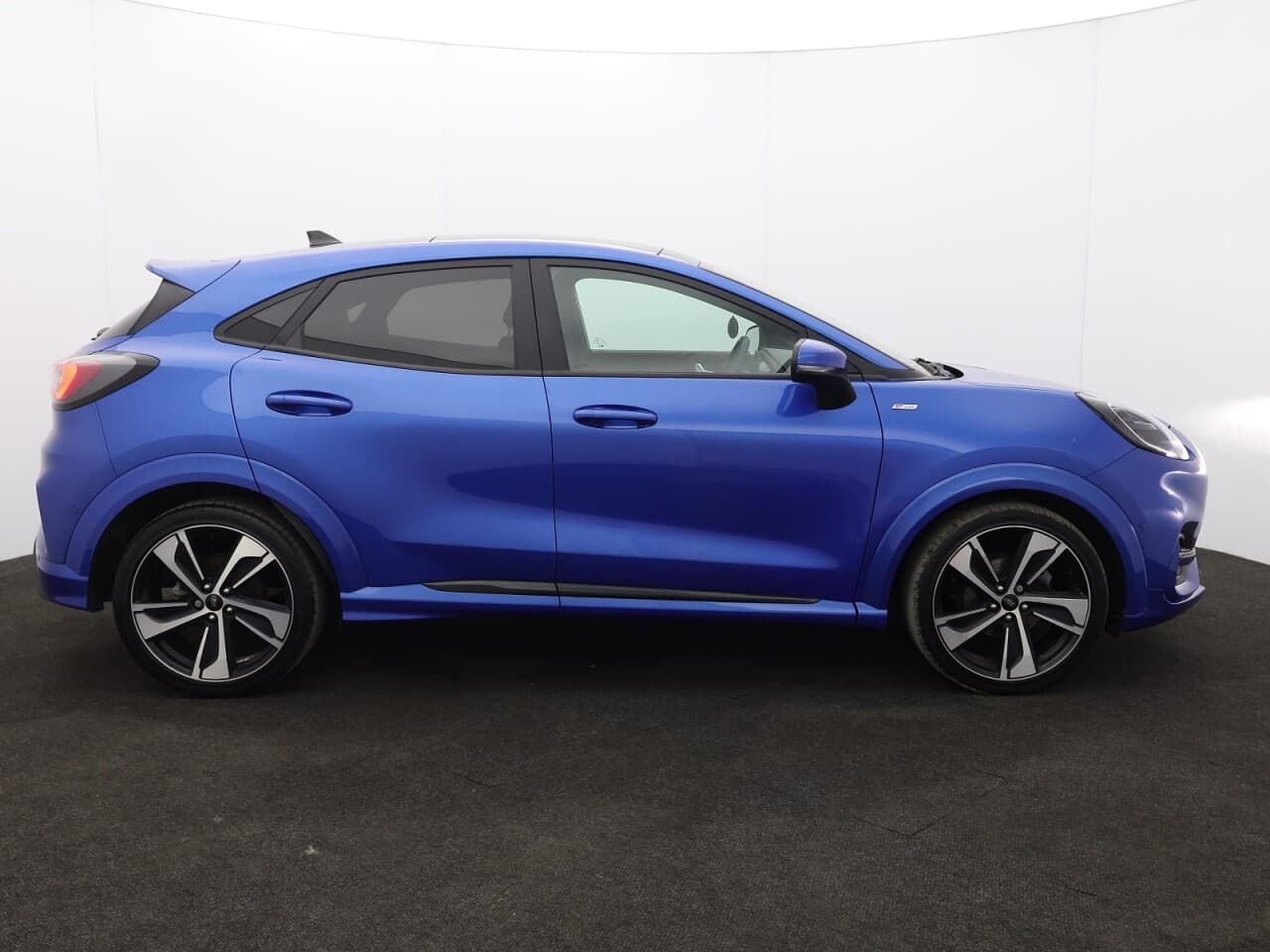 Ford Puma 1.0T EcoBoost MHEV ST-Line X First Edition Plus — image 11