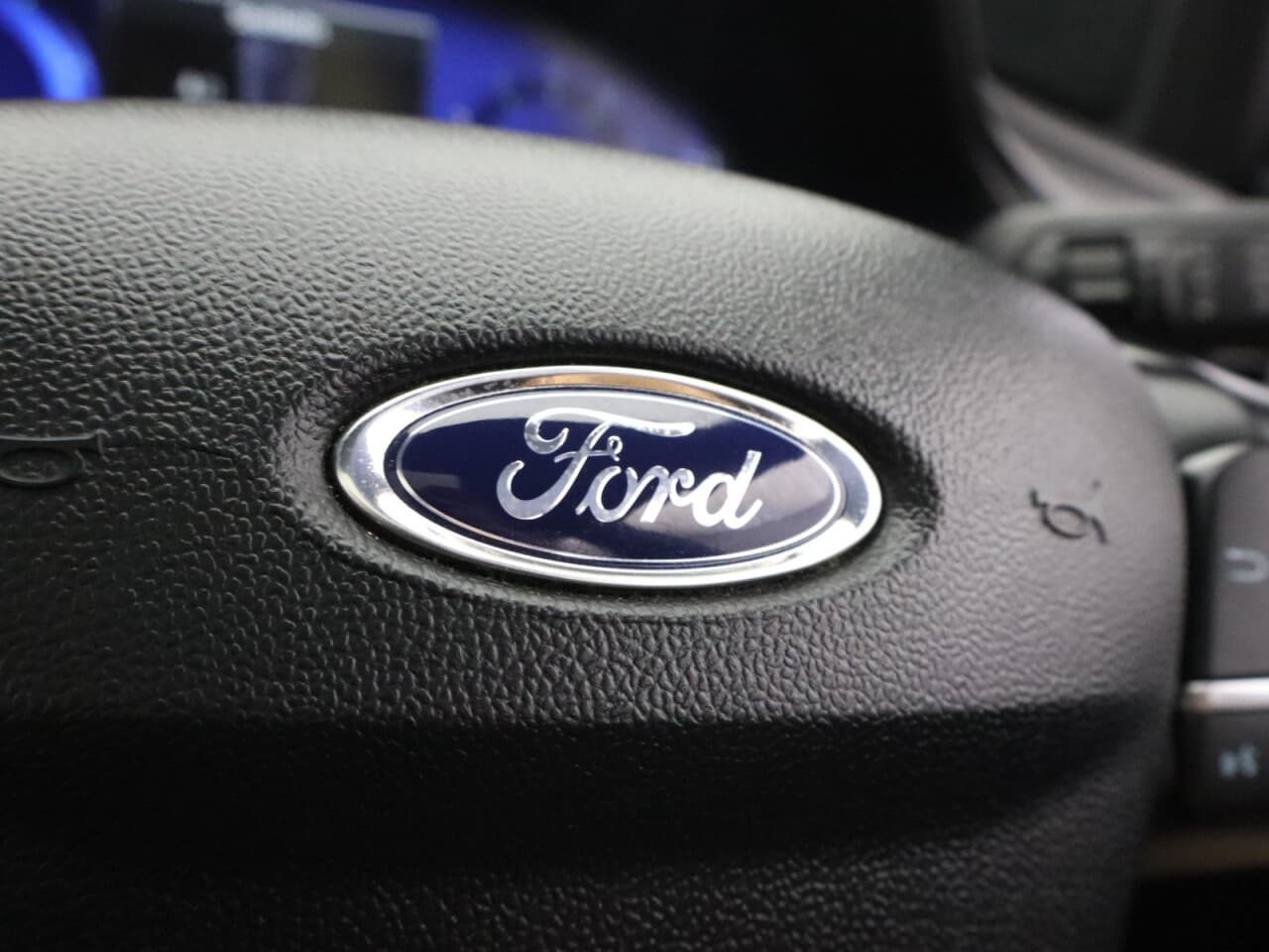 Ford Puma 1.0T EcoBoost MHEV ST-Line X First Edition Plus — image 18
