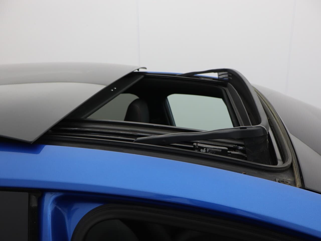 Ford Puma 1.0T EcoBoost MHEV ST-Line X First Edition Plus — image 53