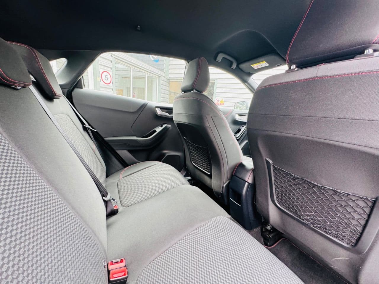 Ford Puma 1.0T EcoBoost MHEV ST-Line — image 18