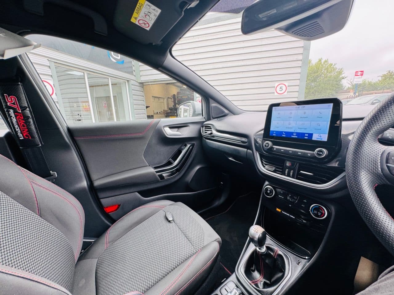 Ford Puma 1.0T EcoBoost MHEV ST-Line — image 37