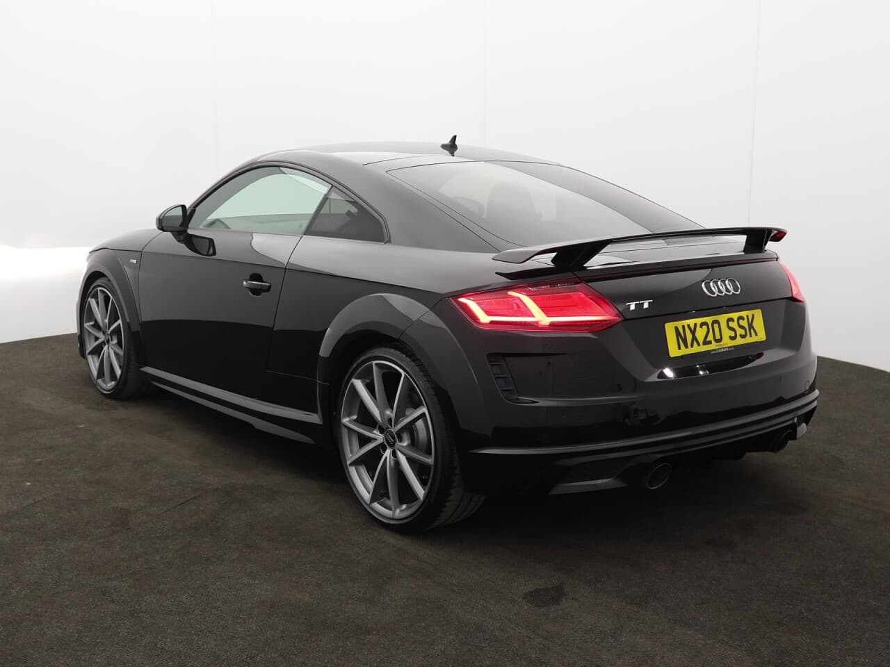 Audi Tt 2.0 TFSI 40 Black Edition — image 8