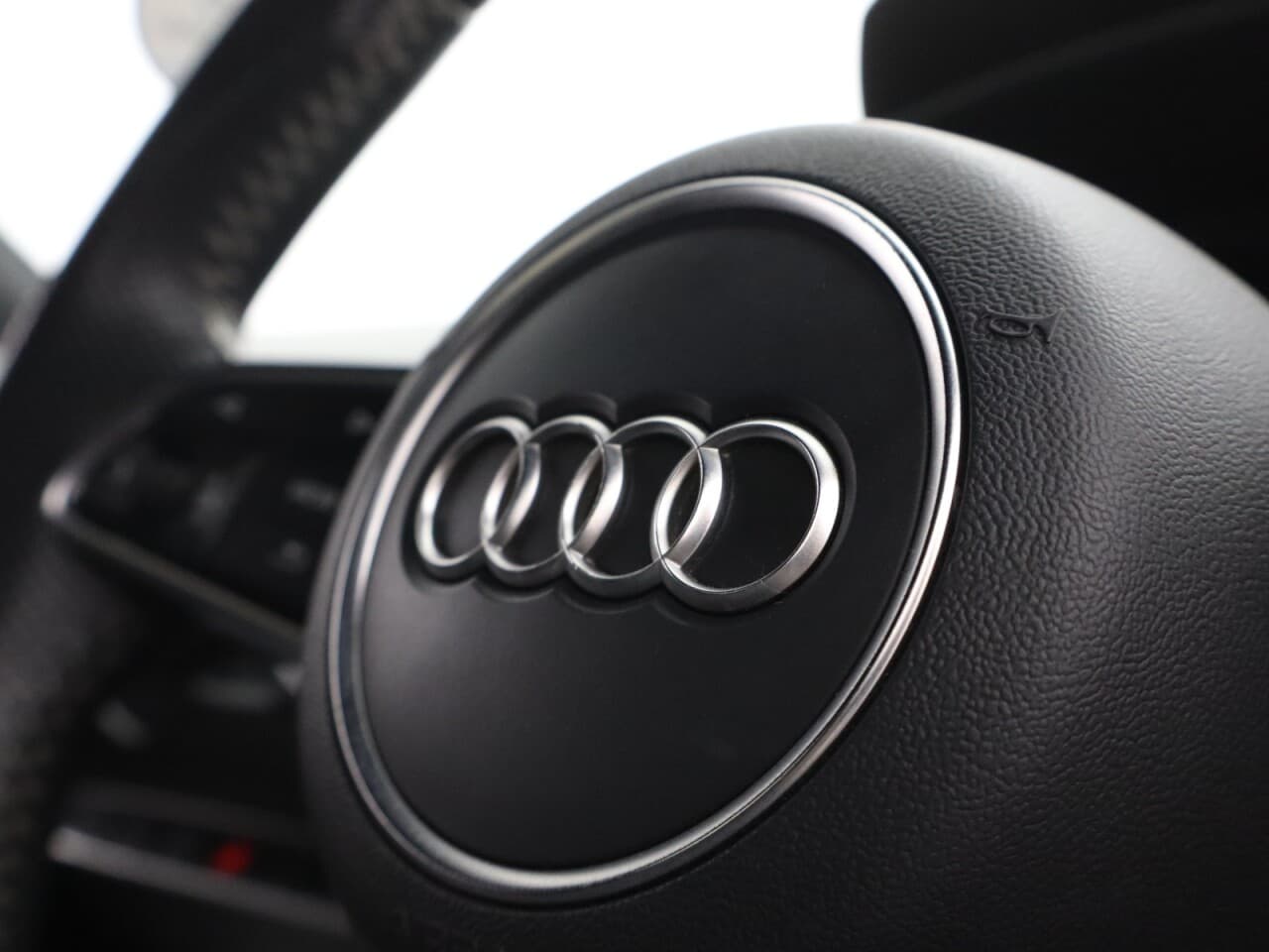 Audi Tt 2.0 TFSI 40 Black Edition — image 16