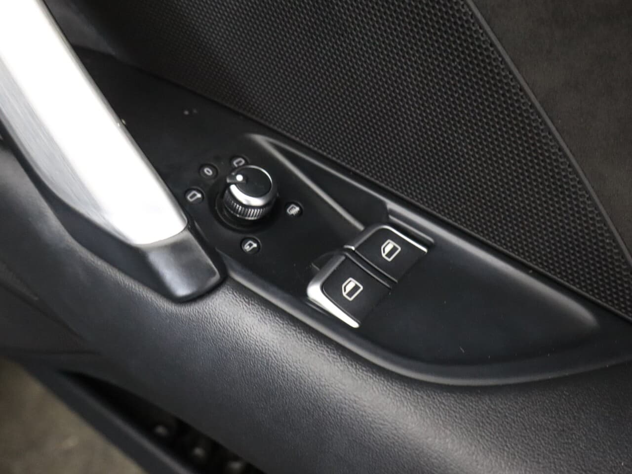 Audi Tt 2.0 TFSI 40 Black Edition — image 46
