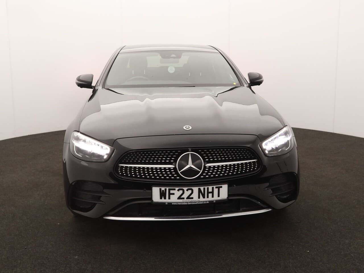 Mercedes-Benz E Class 2.0 E300dh MHEV AMG Line (Premium) — image 4
