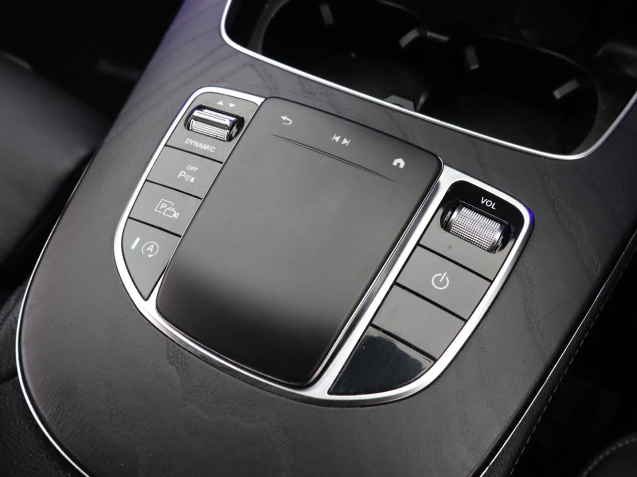 Mercedes-Benz E Class 2.0 E300dh MHEV AMG Line (Premium) — image 26