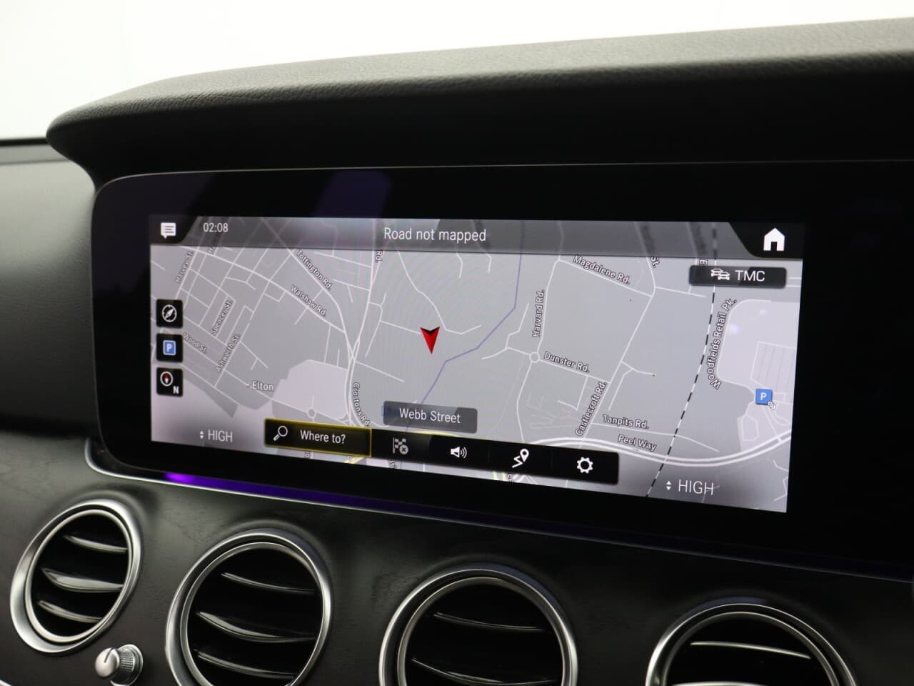 Mercedes-Benz E Class 2.0 E300dh MHEV AMG Line (Premium) — image 36