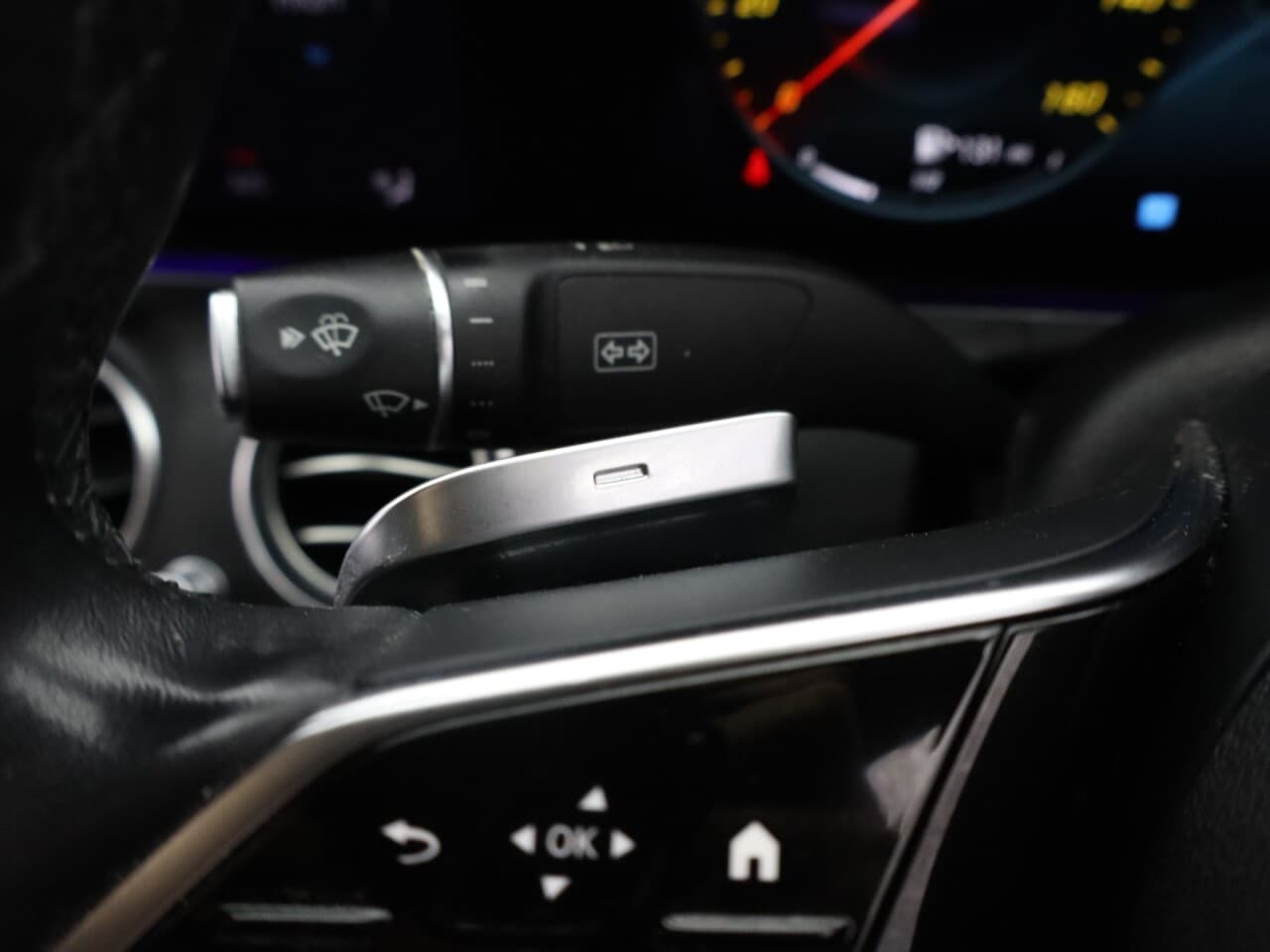 Mercedes-Benz E Class 2.0 E300dh MHEV AMG Line (Premium) — image 43