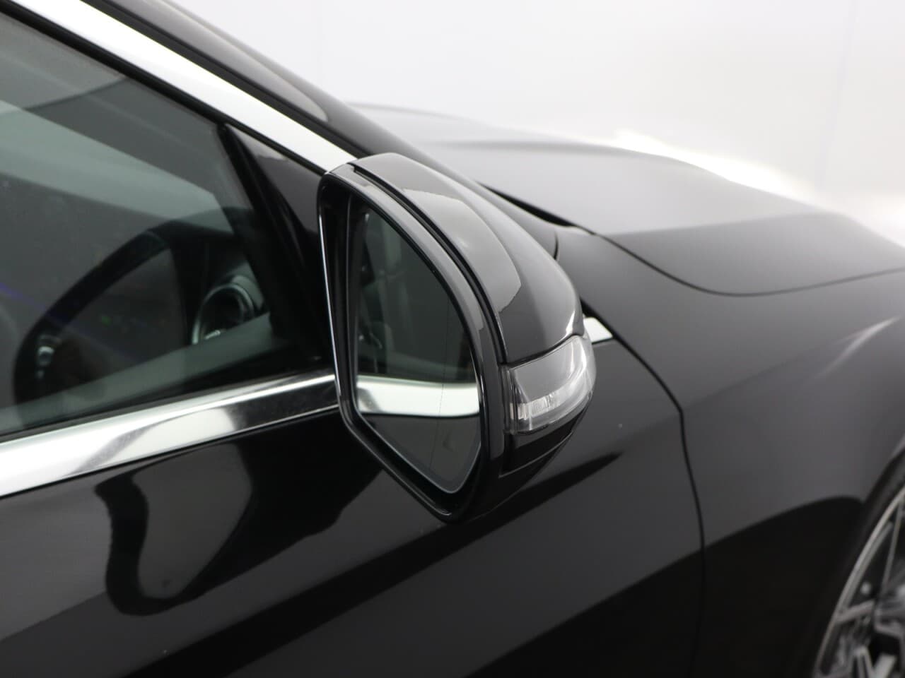 Mercedes-Benz E Class 2.0 E300dh MHEV AMG Line (Premium) — image 63