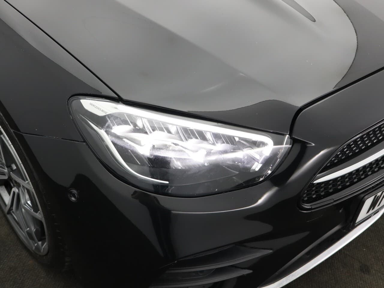 Mercedes-Benz E Class 2.0 E300dh MHEV AMG Line (Premium) — image 66