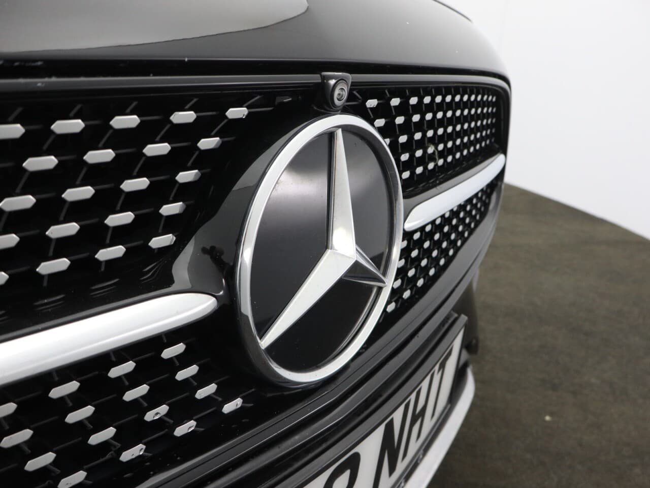 Mercedes-Benz E Class 2.0 E300dh MHEV AMG Line (Premium) — image 68