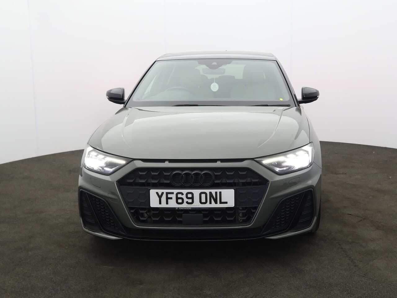 Audi A1 1.5 TFSI 35 S line Contrast Edition Sportback — image 4