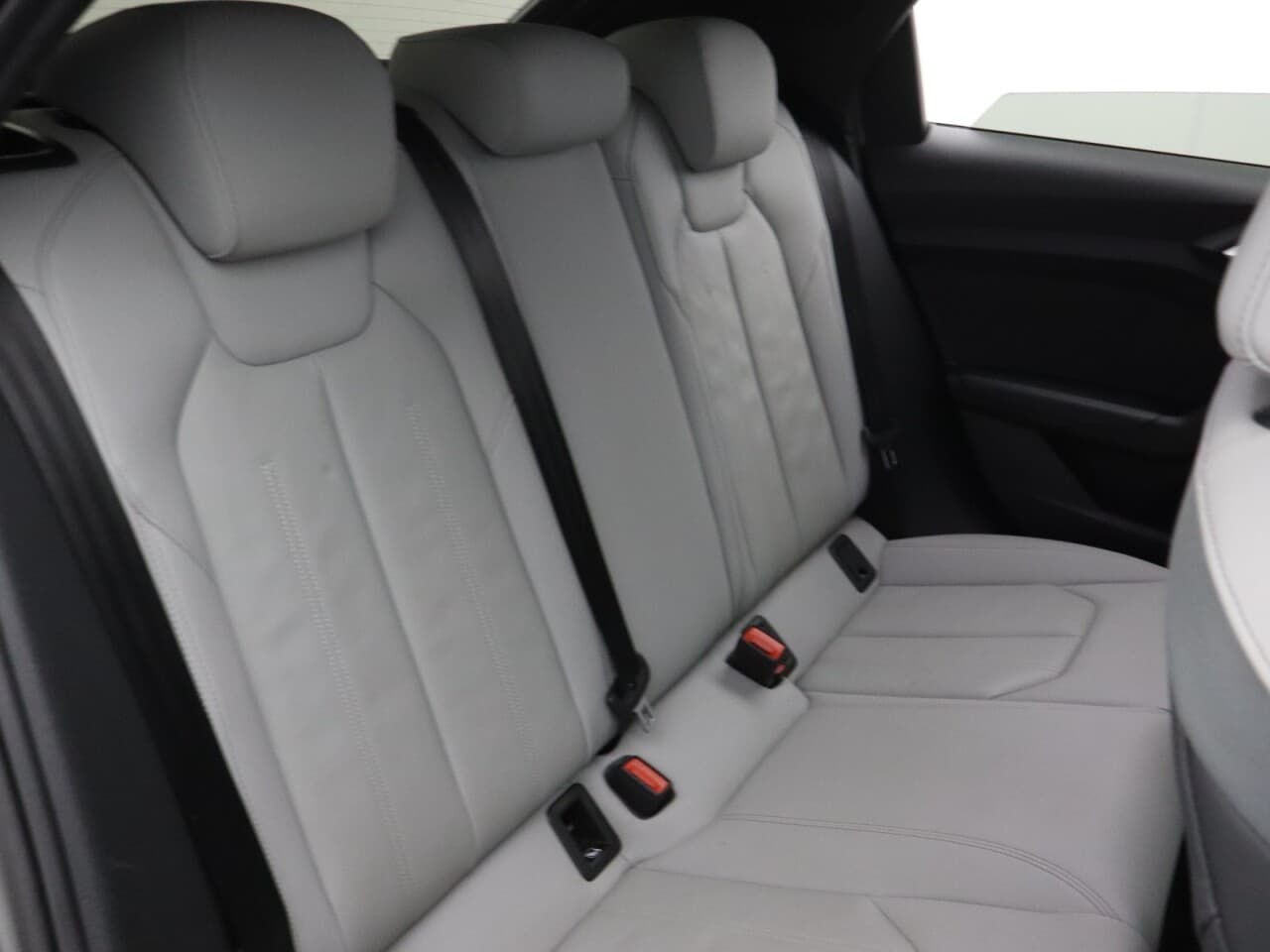 Audi A1 1.5 TFSI 35 S line Contrast Edition Sportback — image 41