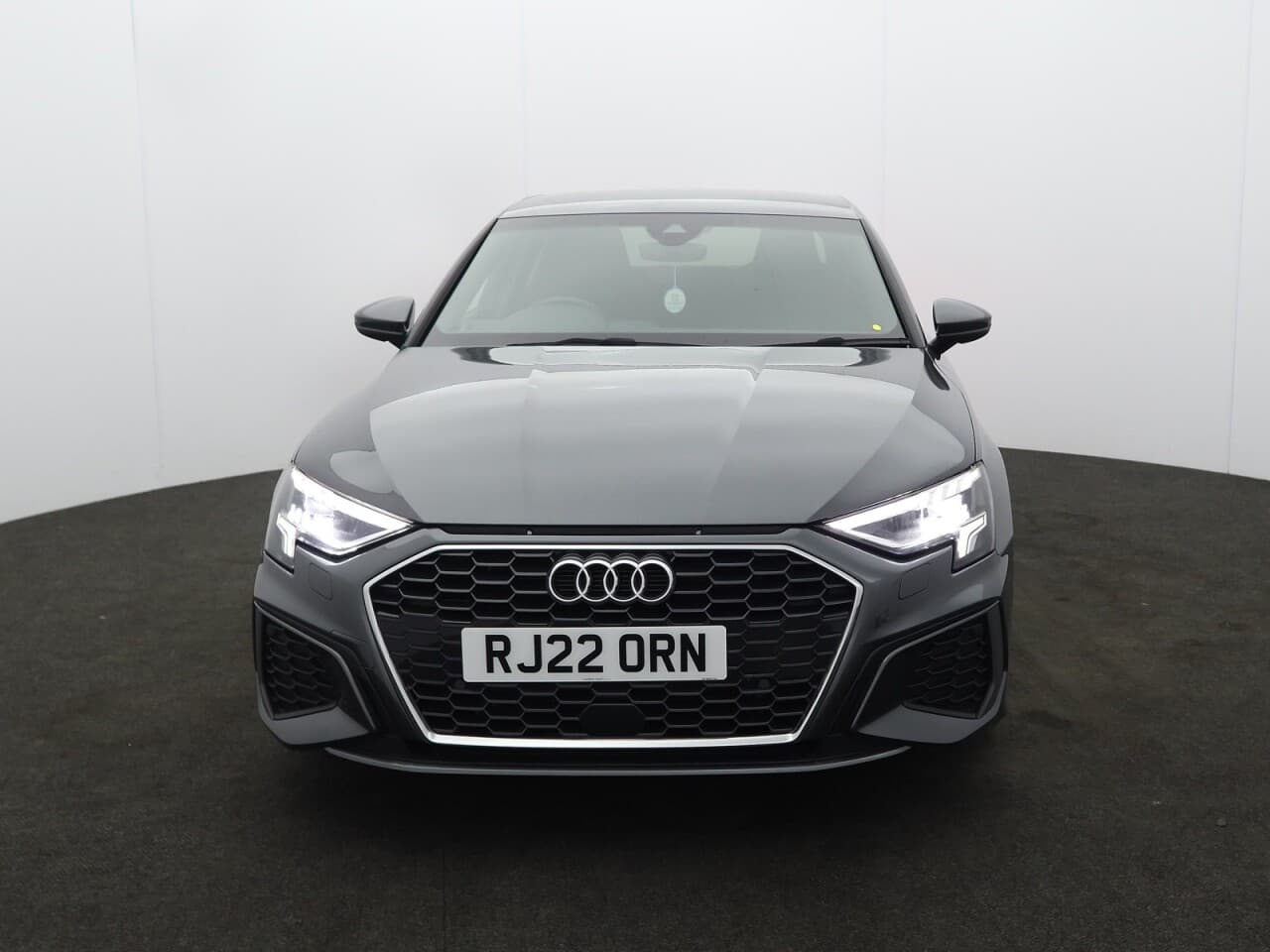 Audi A3 1.5 TFSI 35 S line — image 4