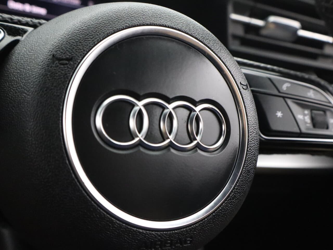 Audi A3 1.5 TFSI 35 S line — image 20
