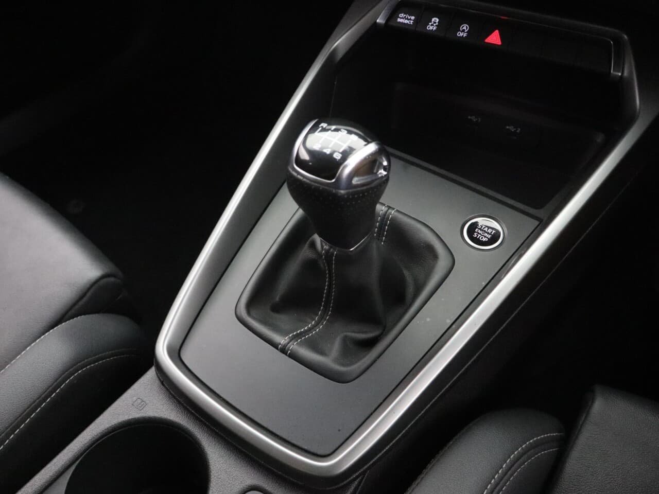 Audi A3 1.5 TFSI 35 S line — image 23