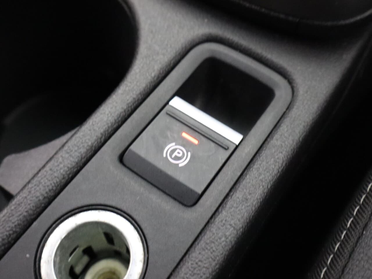 Audi A3 1.5 TFSI 35 S line — image 28