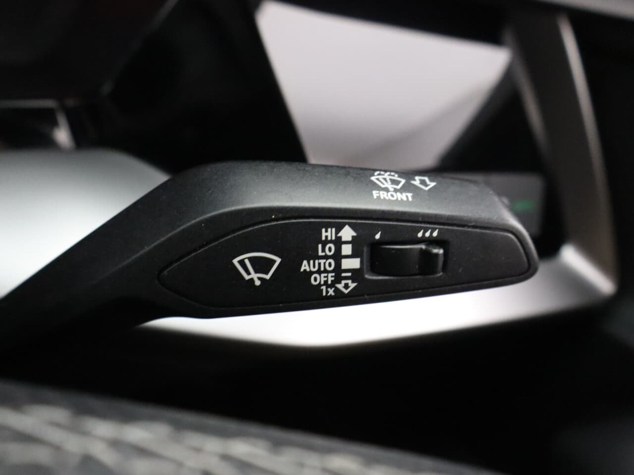 Audi A3 1.5 TFSI 35 S line — image 40