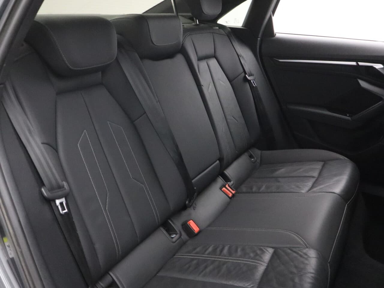 Audi A3 1.5 TFSI 35 S line — image 43
