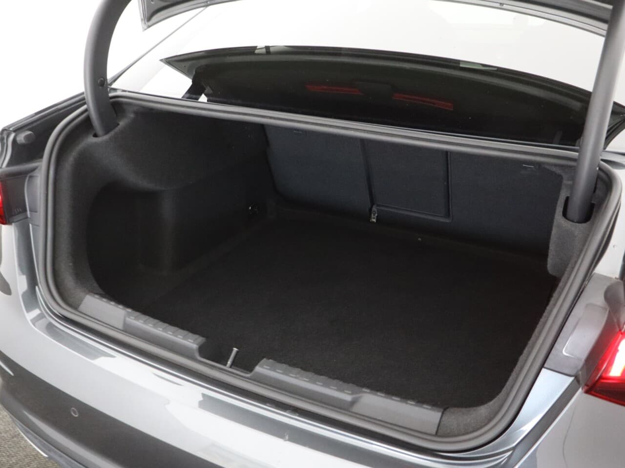Audi A3 1.5 TFSI 35 S line — image 45