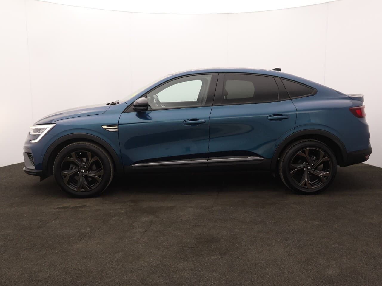 Renault Arkana 1.6 E-TECH E-Tech engineered — image 6