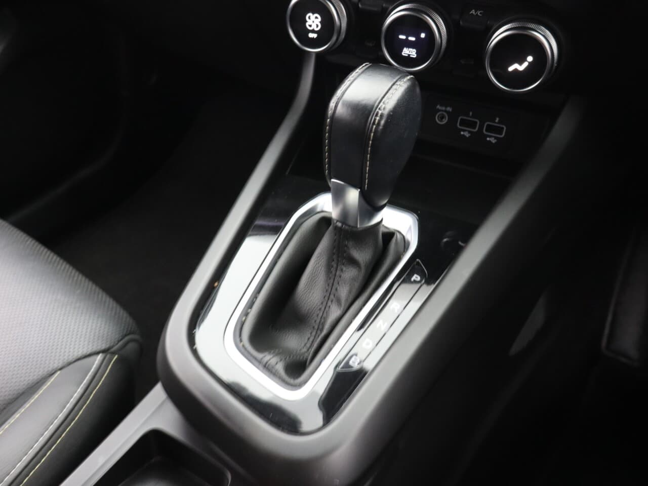 Renault Arkana 1.6 E-TECH E-Tech engineered — image 23