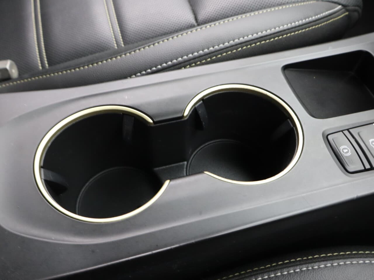 Renault Arkana 1.6 E-TECH E-Tech engineered — image 27