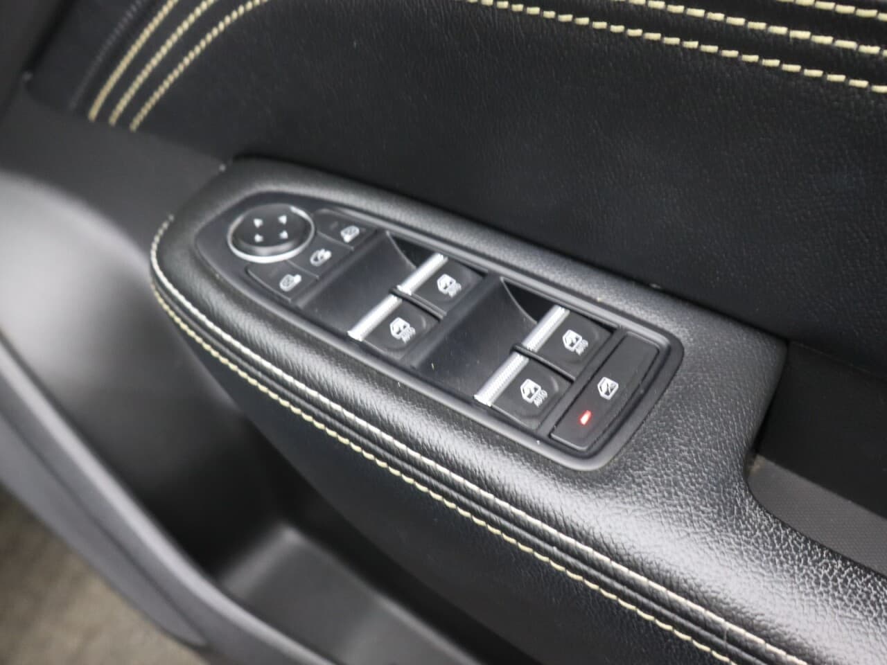 Renault Arkana 1.6 E-TECH E-Tech engineered — image 47