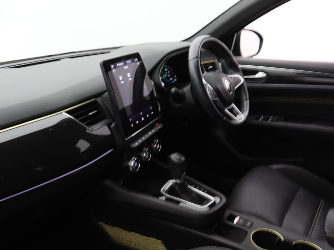 Renault Arkana 1.6 E-TECH E-Tech engineered — image 42