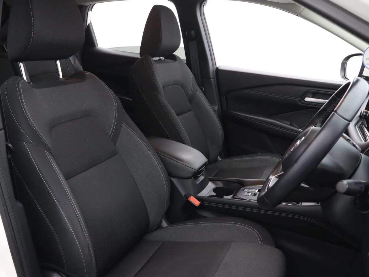 Nissan Qashqai 1.3 DIG-T MHEV N-Connecta — image 15