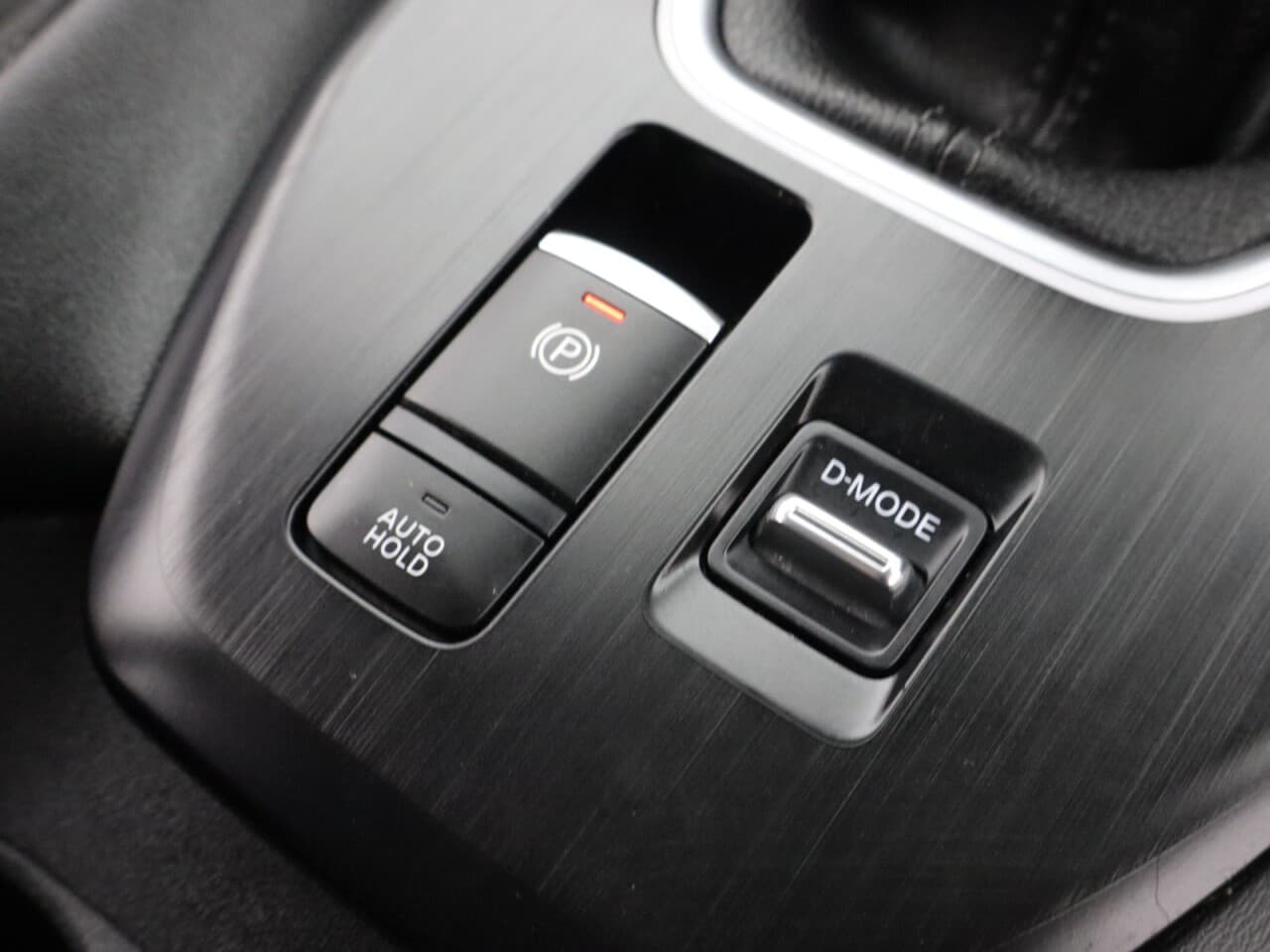 Nissan Qashqai 1.3 DIG-T MHEV N-Connecta — image 27