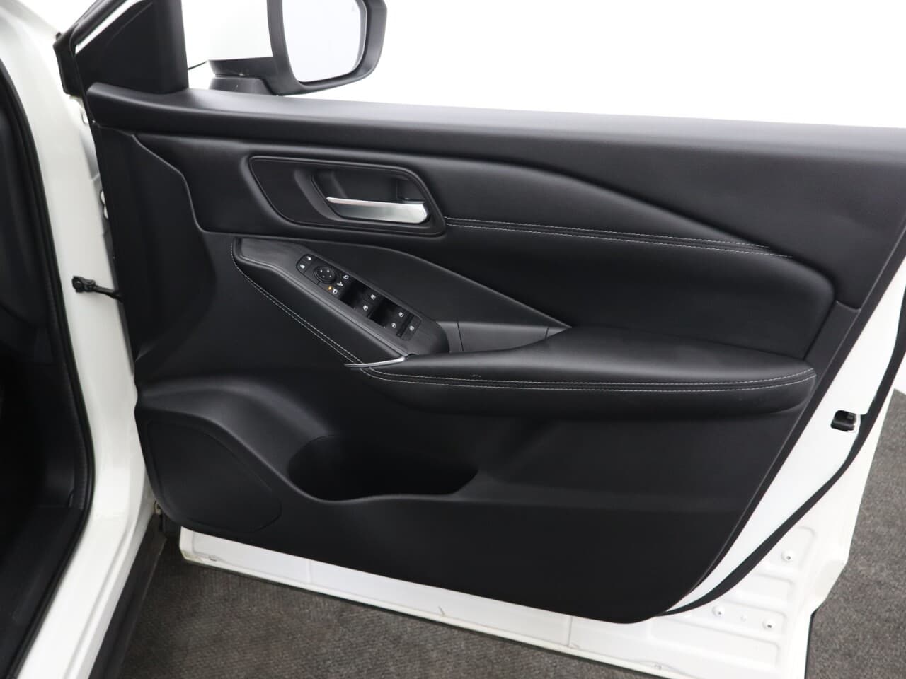 Nissan Qashqai 1.3 DIG-T MHEV N-Connecta — image 46